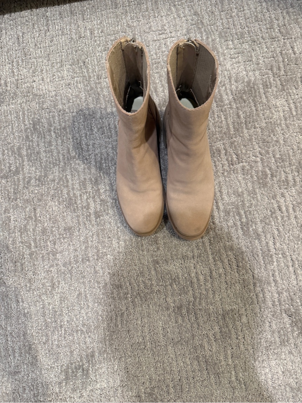 Women’s Tan Zip-Back Ankle Boots